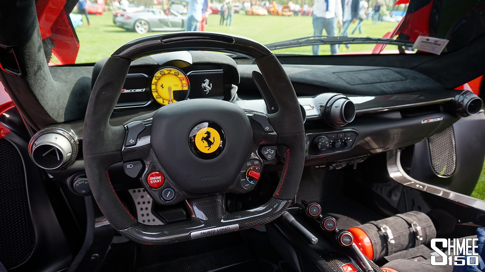 ferrari_inside4